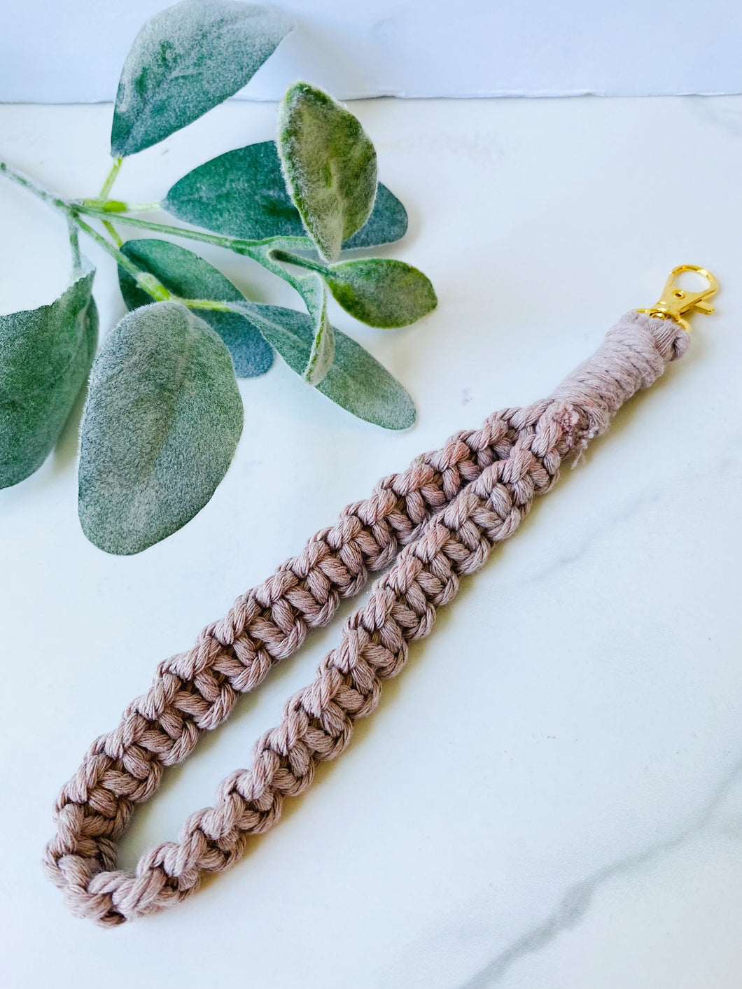 Macramé Key Chain Mauve